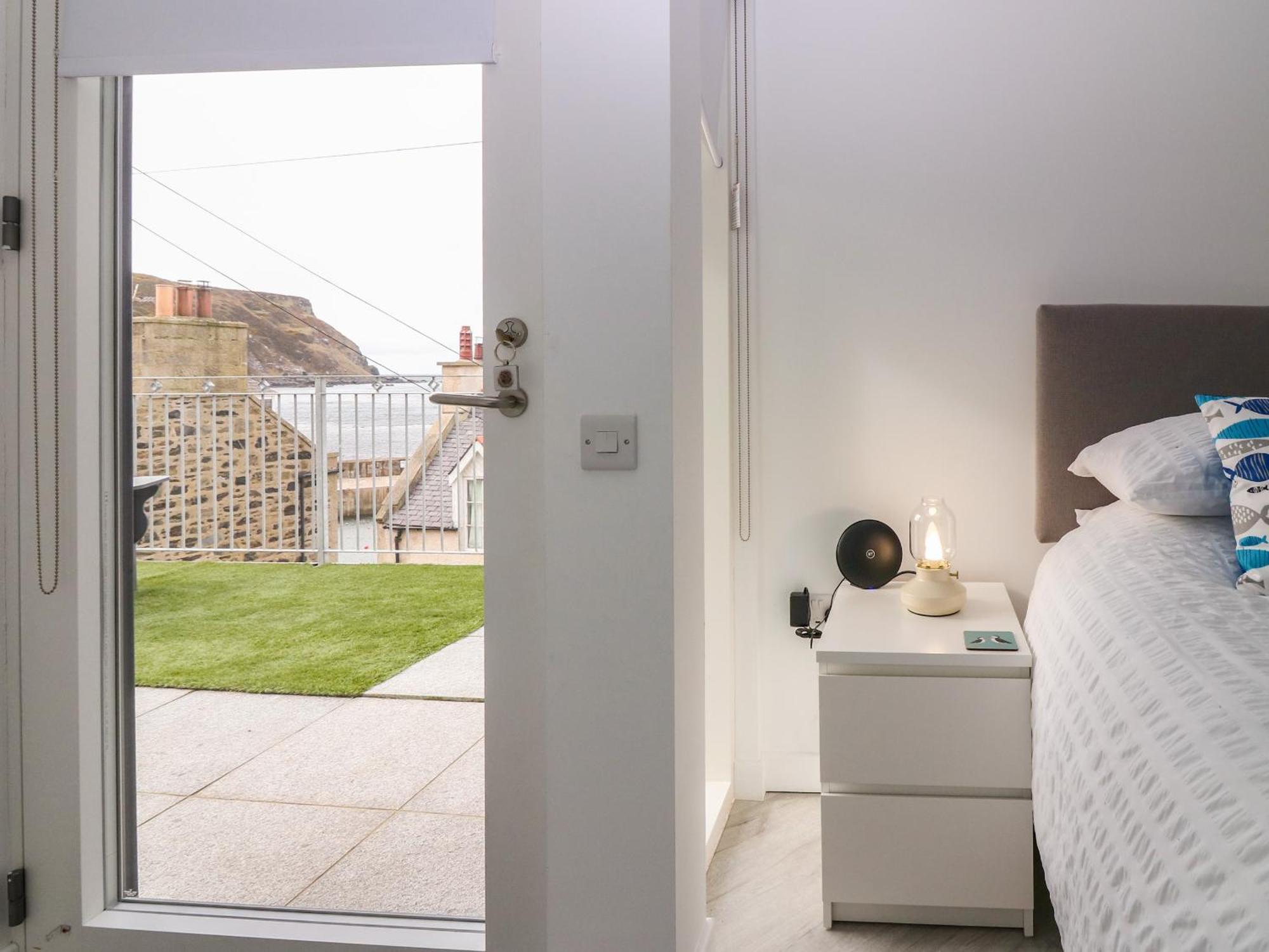 Craignure Apartment Банф Екстериор снимка